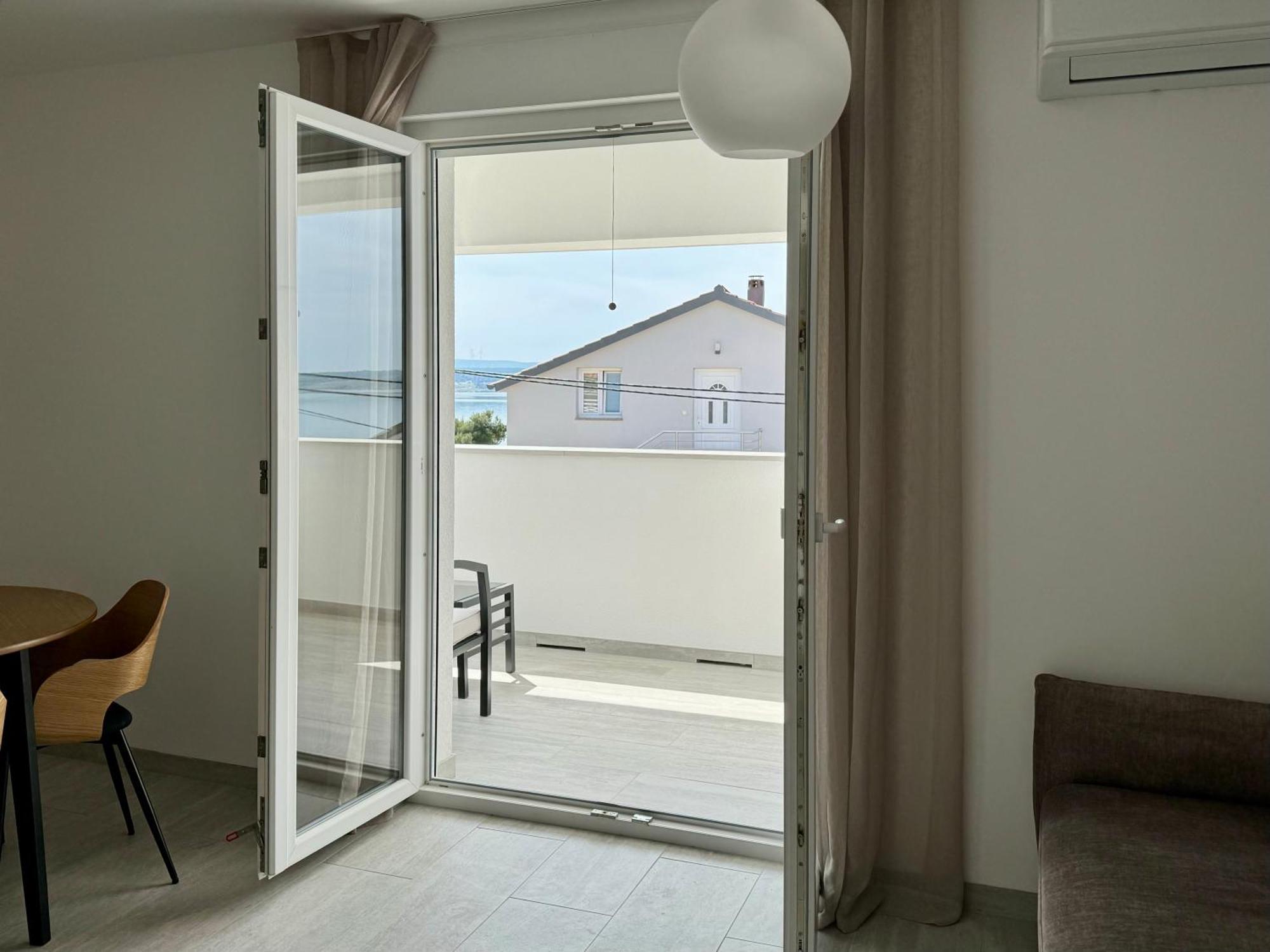 Apartments S&V Maslenica Eksteriør billede
