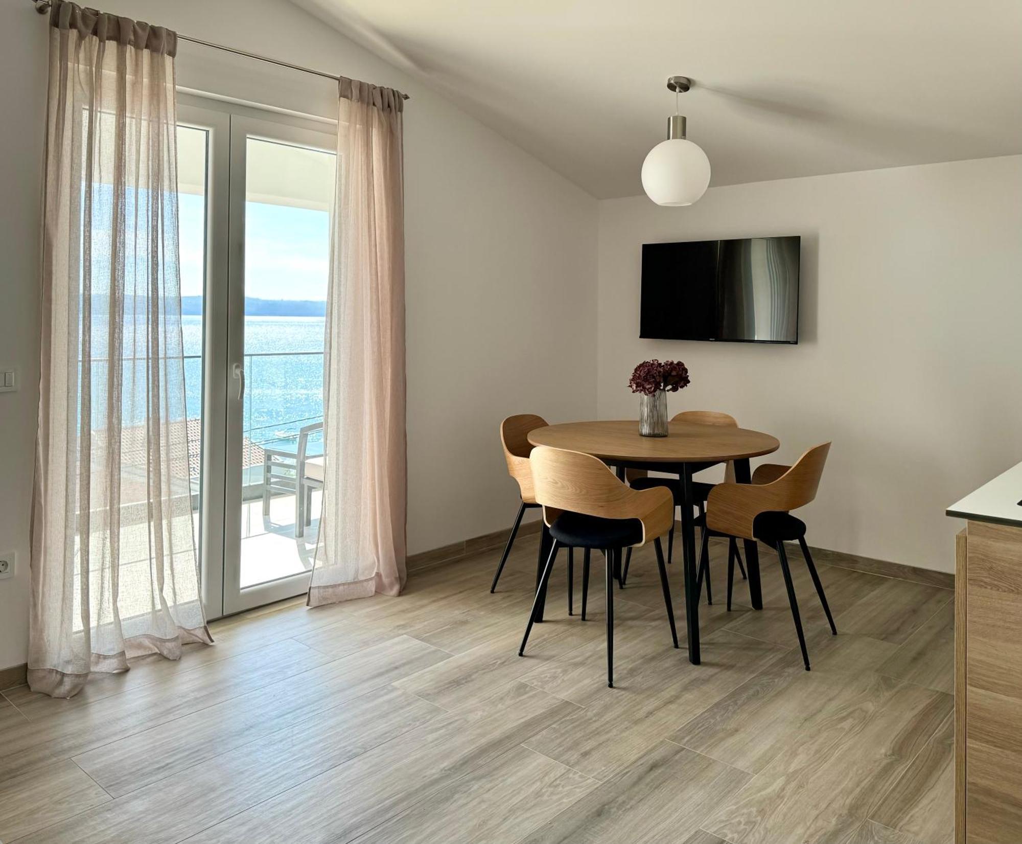 Apartments S&V Maslenica Eksteriør billede