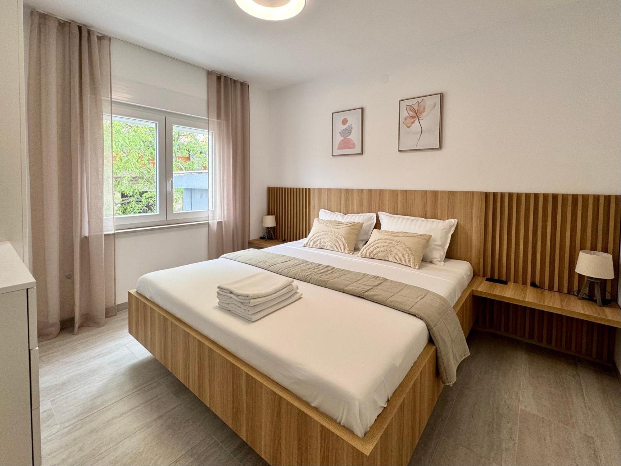 Apartments S&V Maslenica Eksteriør billede