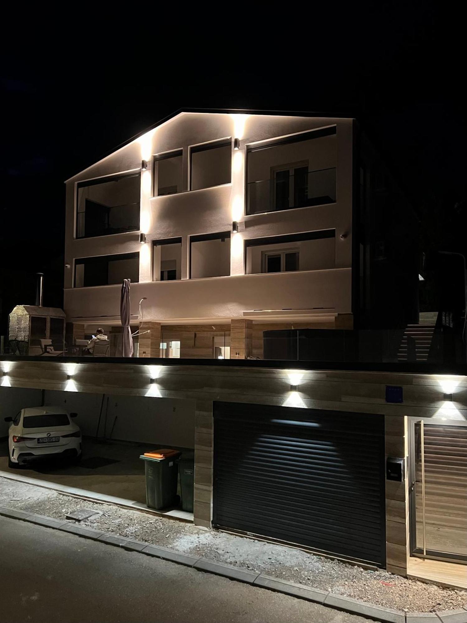 Apartments S&V Maslenica Eksteriør billede